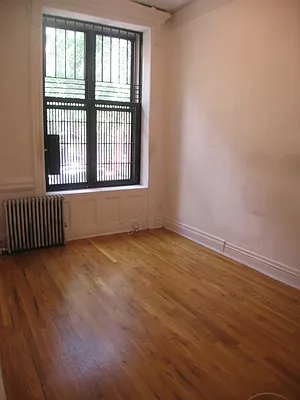 Rented by DSA Realty | media 17