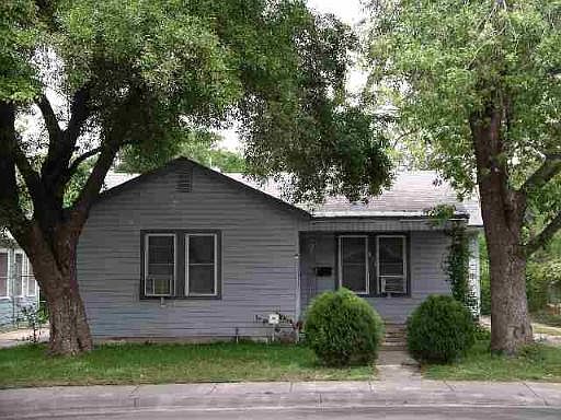 1st image of 923 FRESNO DR