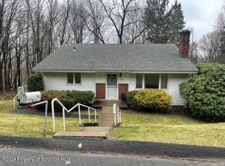 325 Highland Ave, Clarks Summit, PA 18411