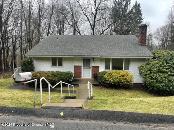 325 Highland Ave, Clarks Summit, PA 18411