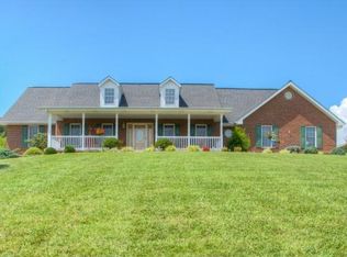 100 Dearstone Ln, Greeneville, TN 37743