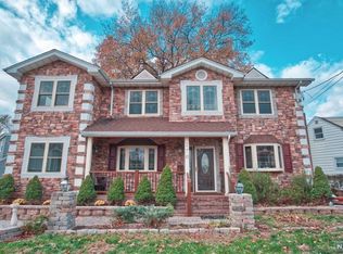 170 S Prospect Ave, Bergenfield, NJ 07621