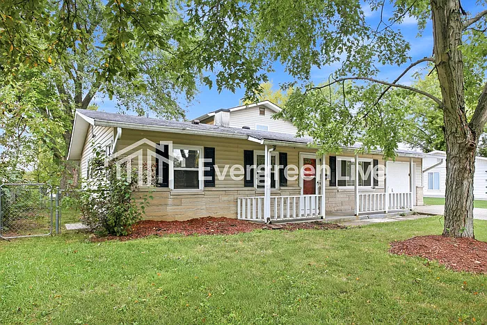 5 bed, 2.0 bath, 2861 sqft, $1,745 — Photo 2