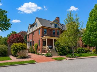 38 Neal St, Portland, ME 04102
