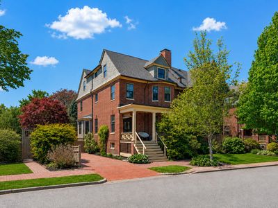 38 Neal Street, Portland, ME, 04102