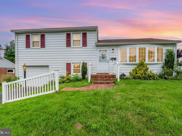 2004 Rollingwood Rd, Baltimore, MD 21228