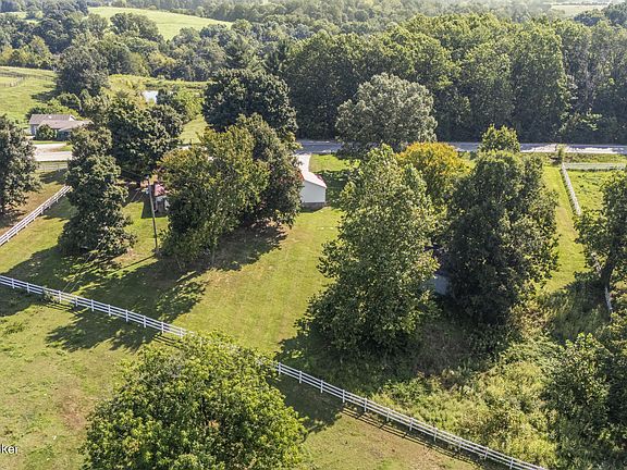 5th image of 4760 Loretto Rd