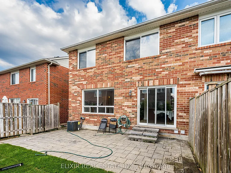 50 Millcar Dr #MAIN LEVEL — Photo 19