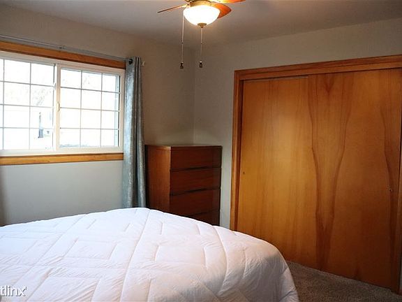 4th image of 113 E Owens Ave