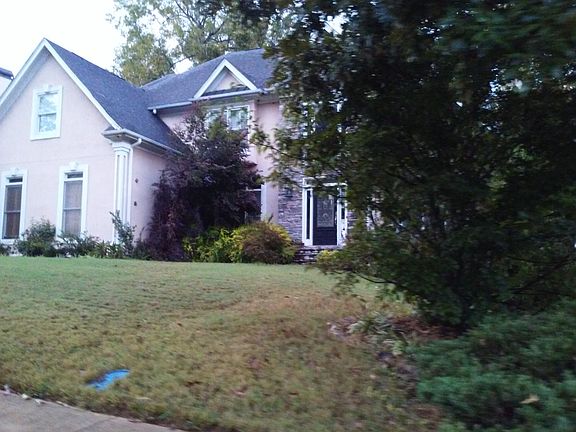 3rd image of 6926 Glen Cove Ln