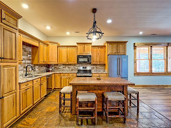 9th image of 225 Whetstone Mountain Rd