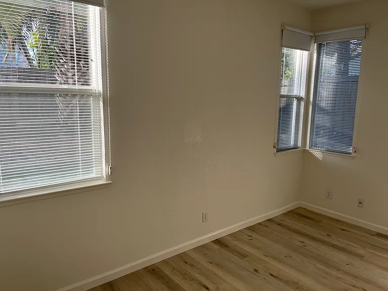 525 Wicklow Dr — Photo 47