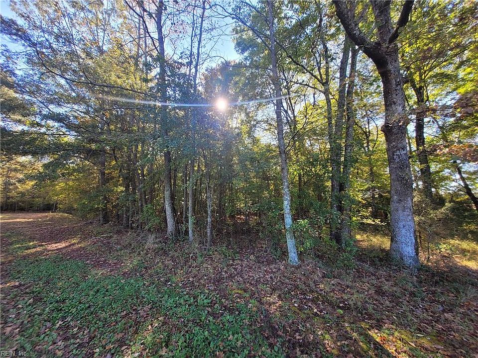 2nd image of Raynor Rd