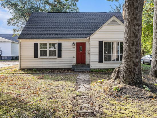 1257 Leonard Ave, Muskegon, MI 49442