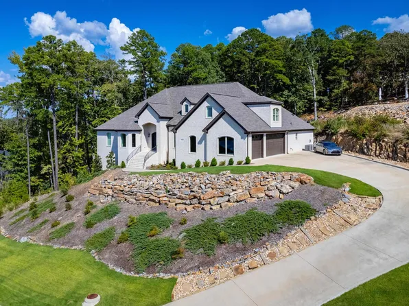 18 Falstone Dr, Little Rock, AR 72223