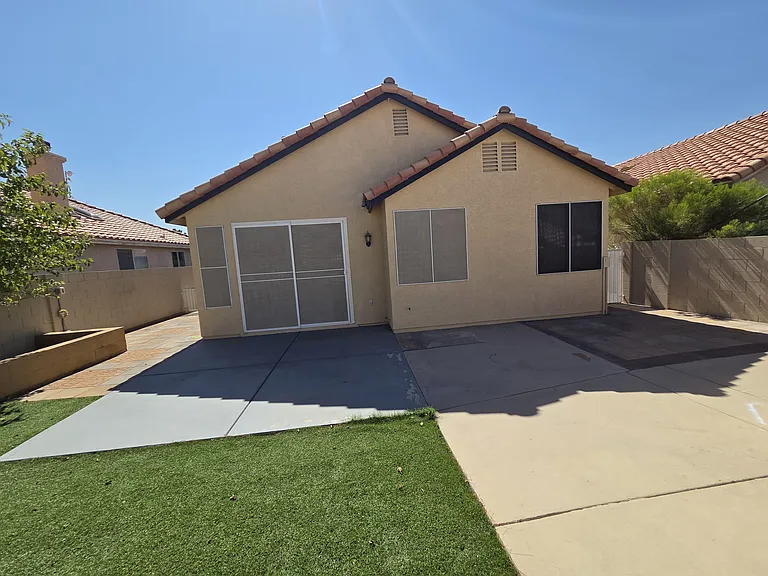1904 Betsy Ross Dr — Photo 20