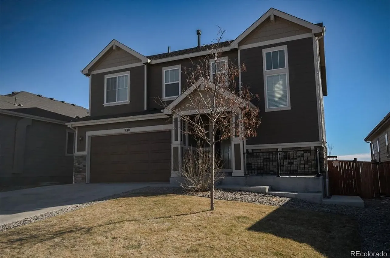 5 bed, 3.5 bath, 3179 sqft, $3,600 — Photo 1