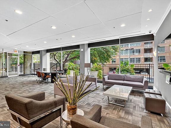 5th image of 800 4th St SW APT S221