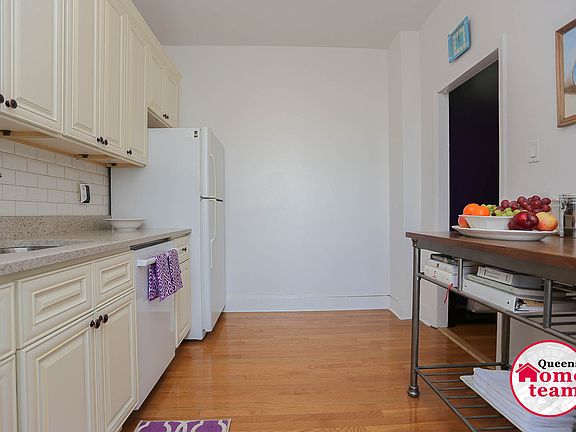 4th image of 8206 34th Ave
