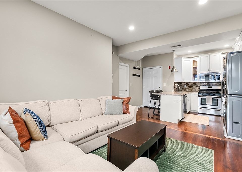 81 Broadway APT 11, Chelsea, MA 02150 | Zillow