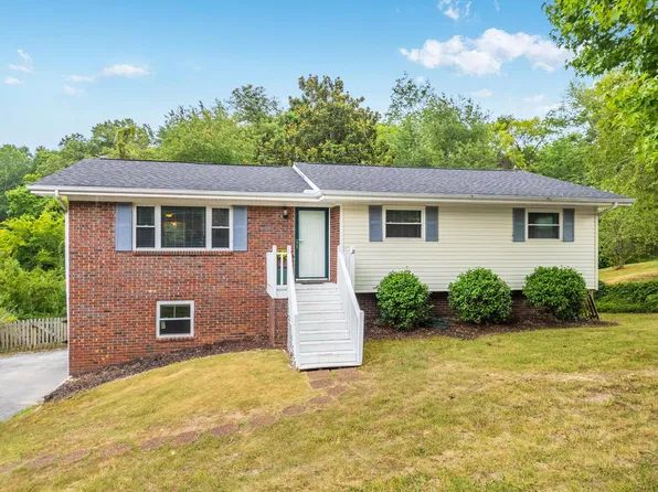 1202 Northern Hills Rd, Hixson, TN 37343