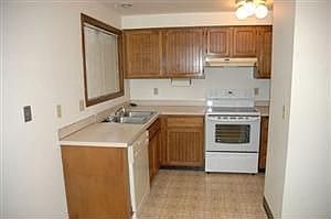 2nd image of 11474 SE 77th Pl