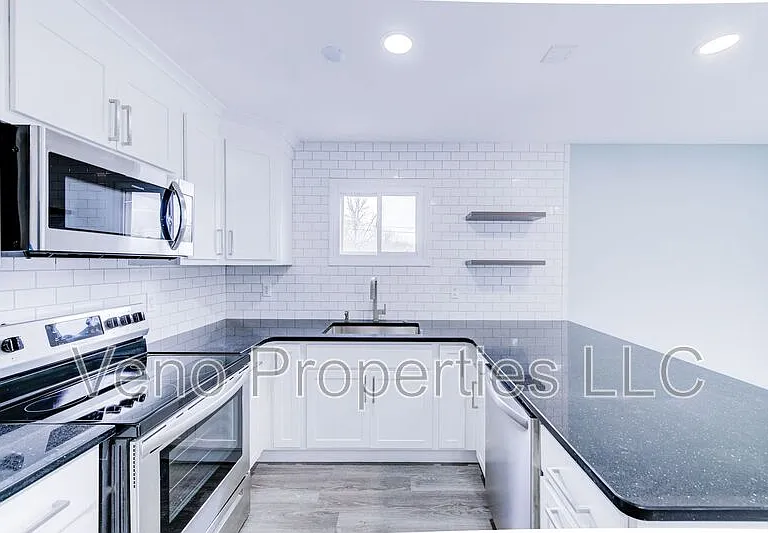 13 Bancker Ave #2 — Photo 3