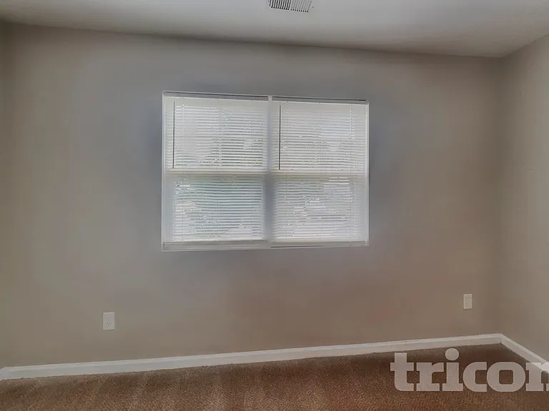 6867 Horseback Ln — Photo 15