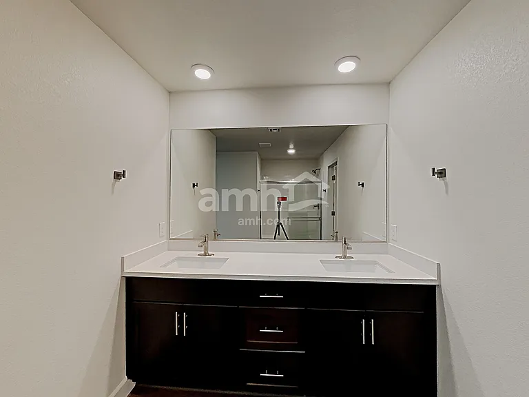 1613 Viaggio Ave — Photo 13