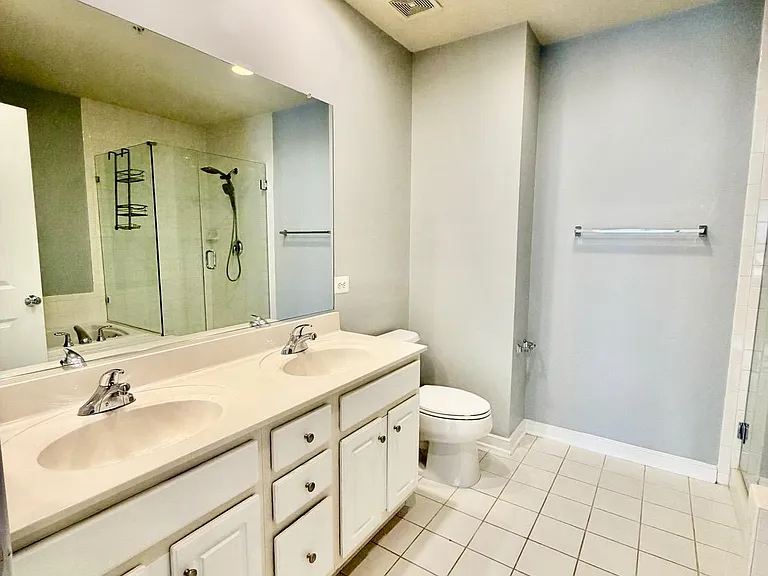 11034 Amherst Ave — Photo 27