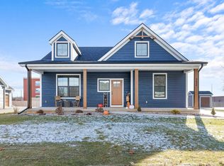 752 Kennedy St, Sauk City, WI 53583