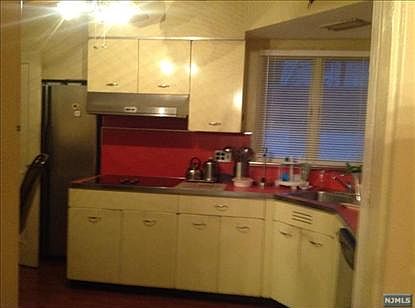1st image of 756 Mosswood Ave