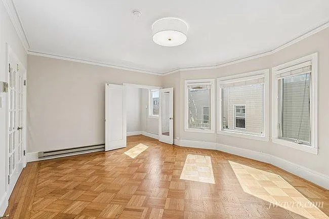 Inner Richmond Renovated, Sunny Lg 1 bedroom on 14th Avenue — Photo 3