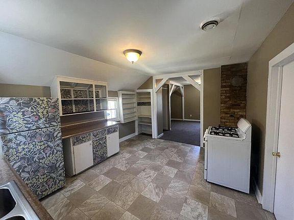 2nd image of 209 Seward Ave NW #2