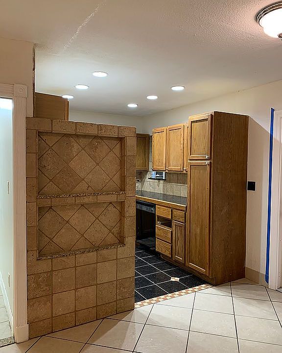 1st image of 100 SE Celestia Ct