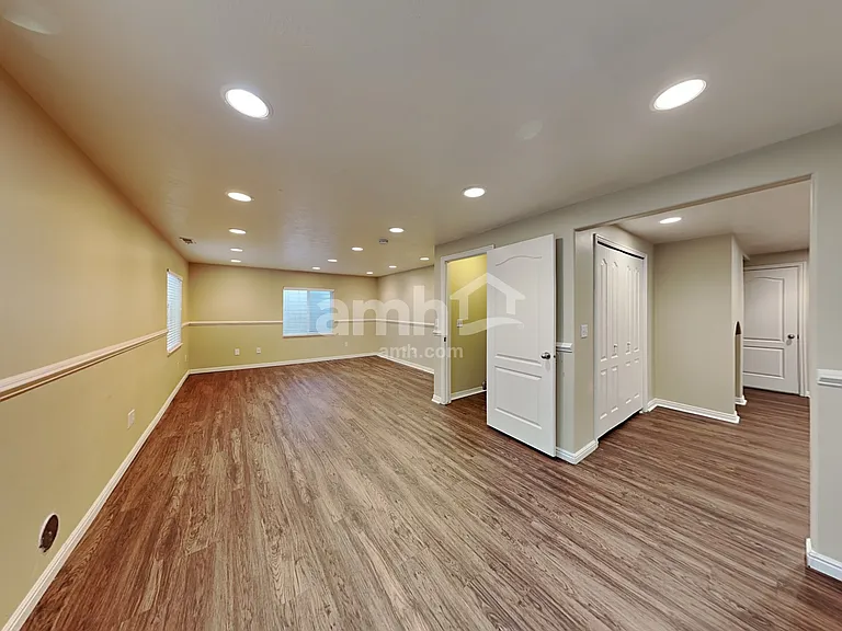 6249 Imperial Oak Dr — Photo 4