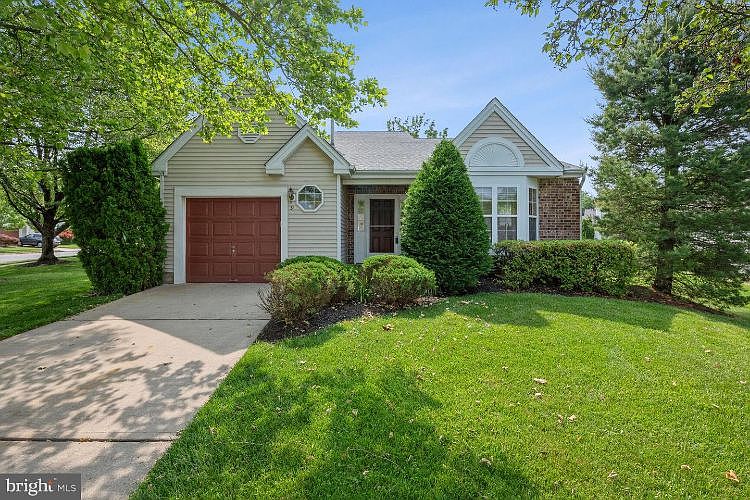 1st image of 9 Pecan Ct