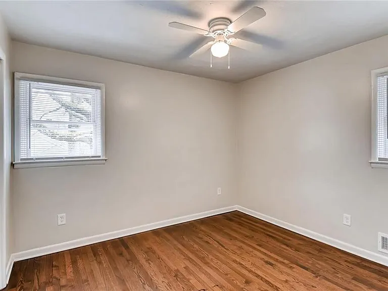 3096 Jones St — Photo 3
