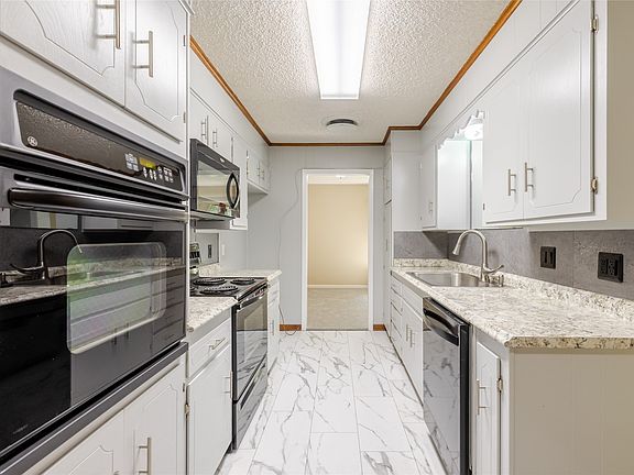 5th image of 721 S Ammerman Ave