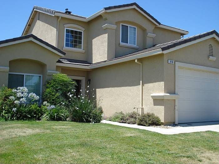 2418 Shelby Court