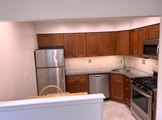 836 S Howard St #B, Philadelphia, PA 19147
