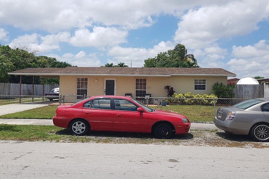 1st image of 4731 NW 196th Ter