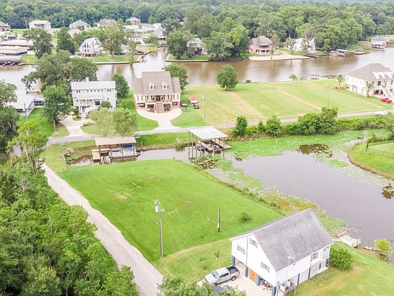 2nd image of 45208 Marina Dr