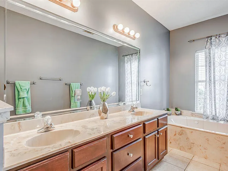 6851 Seaside Dr — Photo 16