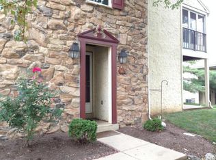 161 Oak Knoll Cir, Millersville, PA 17551
