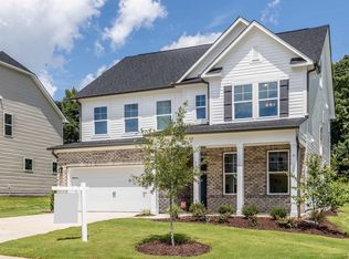 121 Highland Forest Dr, Fuquay Varina, NC 27526