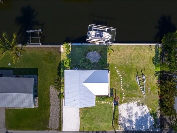 16290 Tortuga St, Bokeelia, FL 33922