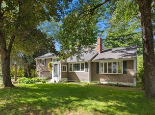17 Rich Rd, Woburn, MA 01801