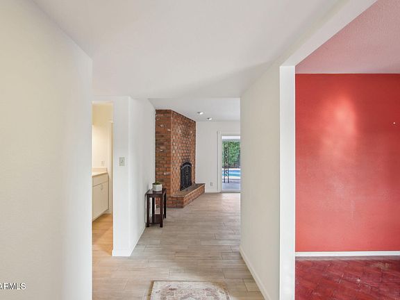 5th image of 606 E BISHOP Drive