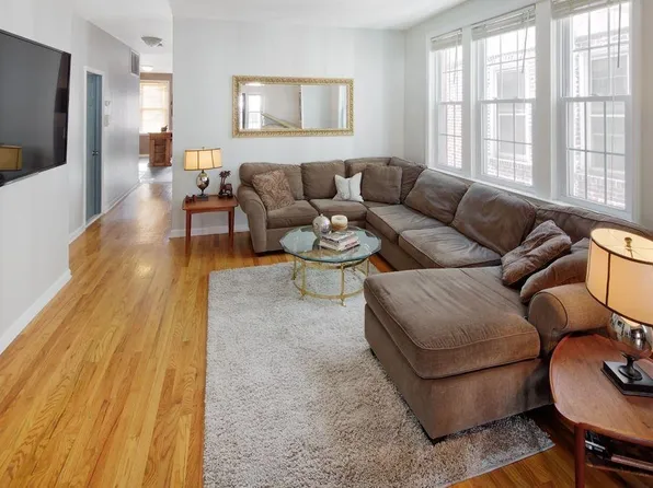61 Fulton St, Weehawken, NJ 07086